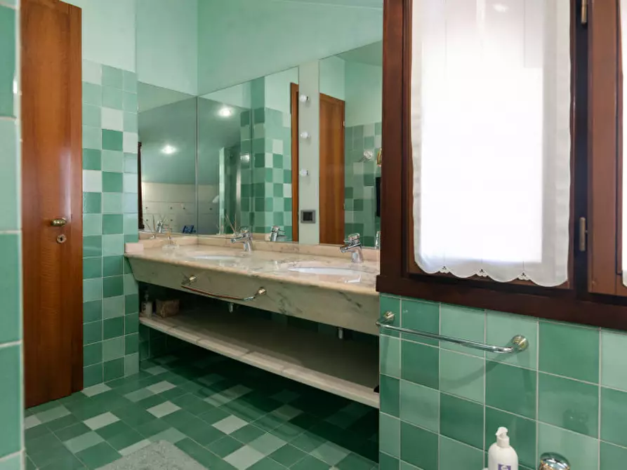 Immagine 34 di Casa bifamiliare in vendita  a Monselice
