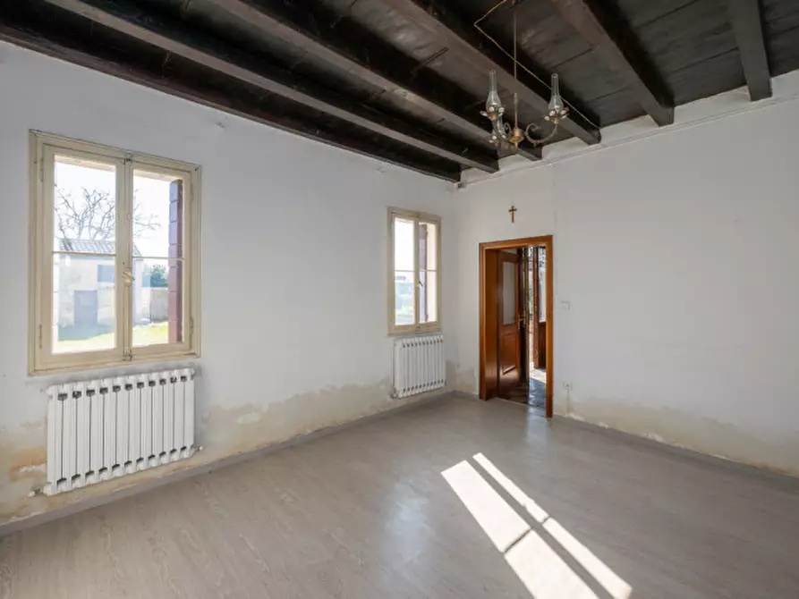 Immagine 7 di Casa bifamiliare in vendita  in Via Roma a San Pietro Viminario