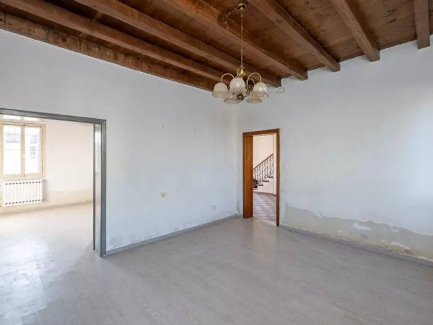 Immagine 9 di Casa bifamiliare in vendita  in Via Roma a San Pietro Viminario