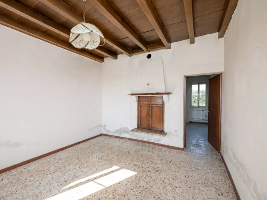 Immagine 13 di Casa bifamiliare in vendita  in Via Roma a San Pietro Viminario