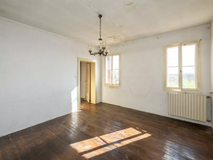 Immagine 30 di Casa bifamiliare in vendita  in Via Roma a San Pietro Viminario