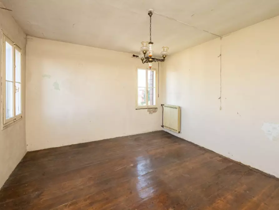 Immagine 31 di Casa bifamiliare in vendita  in Via Roma a San Pietro Viminario