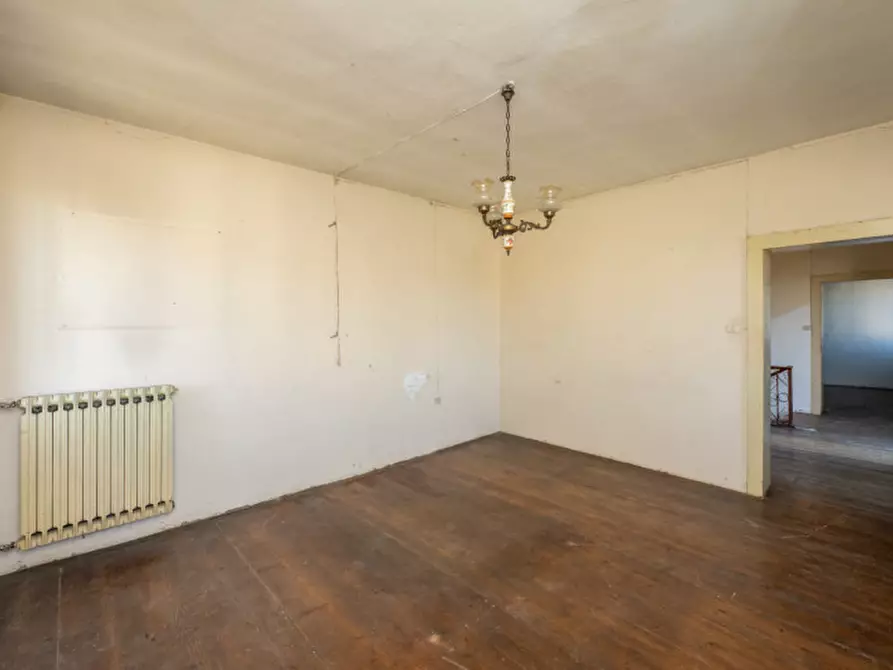 Immagine 34 di Casa bifamiliare in vendita  in Via Roma a San Pietro Viminario