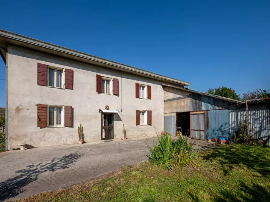 Immagine 1 di Casa indipendente in vendita  in Via Cristo II Strada a San Pietro Viminario