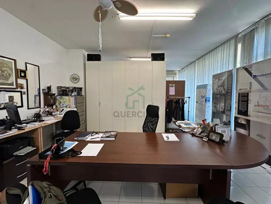 Immagine 8 di Negozio in vendita  in via don minzoni a Caldiero