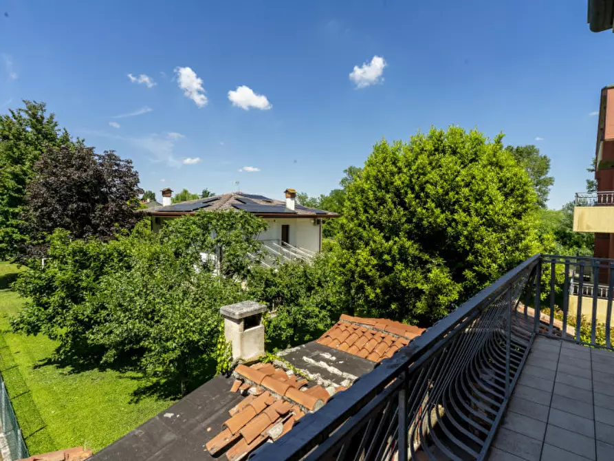 Immagine 40 di Villa in vendita  in Via Marsilio Da Carrara, 13 a Due Carrare