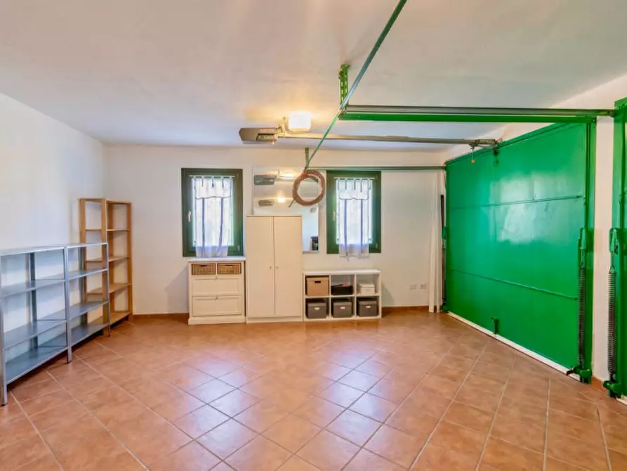 Immagine 52 di Villa in vendita  in Via Marsilio Da Carrara, 13 a Due Carrare