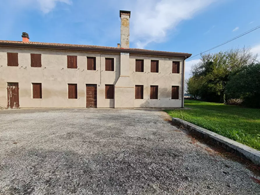 Immagine 17 di Rustico / casale in vendita  in Via Padova, 116 a Conselve