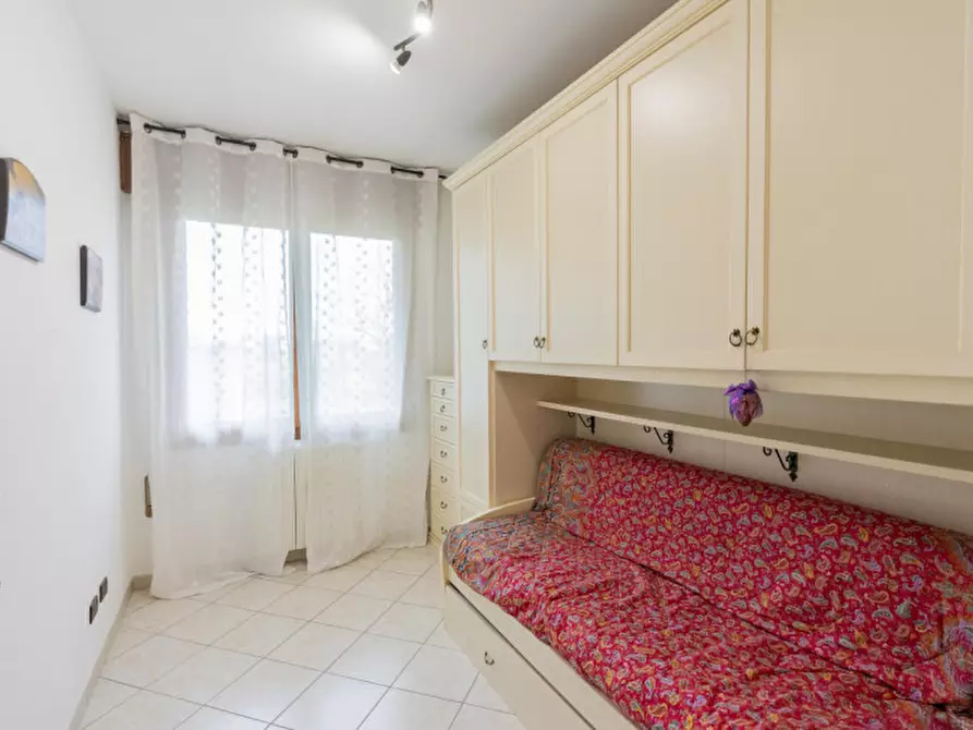 Immagine 20 di Casa bifamiliare in affitto  in Via Francesco Petrarca, 11 a Due Carrare