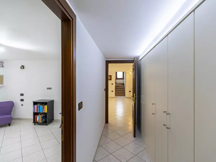 Immagine 29 di Casa bifamiliare in affitto  in Via Francesco Petrarca, 11 a Due Carrare