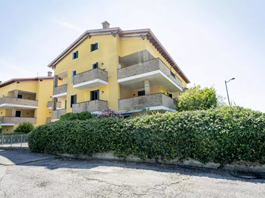 Immagine 1 di Appartamento in vendita  in Via Don Arturo Tecchio 4/3 a Due Carrare