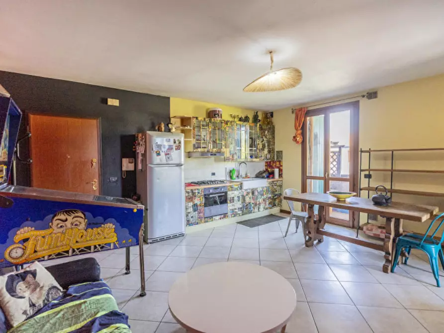 Immagine 8 di Appartamento in vendita  in Via Don Arturo Tecchio 4/3 a Due Carrare