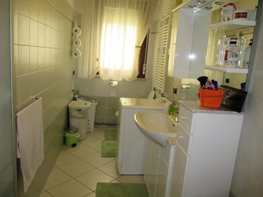 Immagine 11 di Appartamento in vendita  a Trecastelli