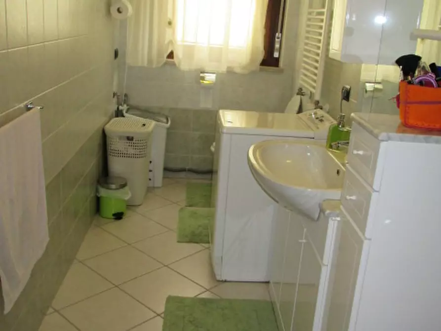 Immagine 12 di Appartamento in vendita  a Trecastelli