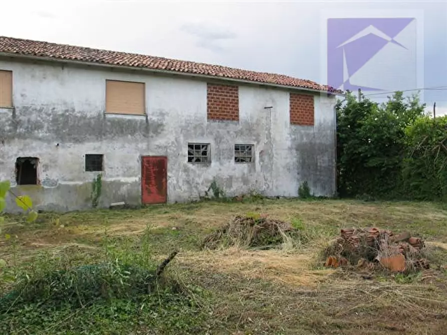 Immagine 5 di Rustico / casale in vendita  a Massanzago