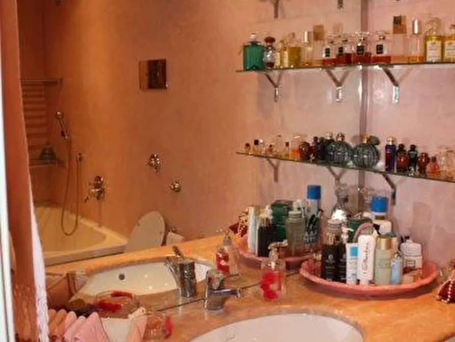 Immagine 7 di Appartamento in vendita  a Padova