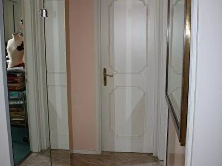 Immagine 9 di Appartamento in vendita  a Padova