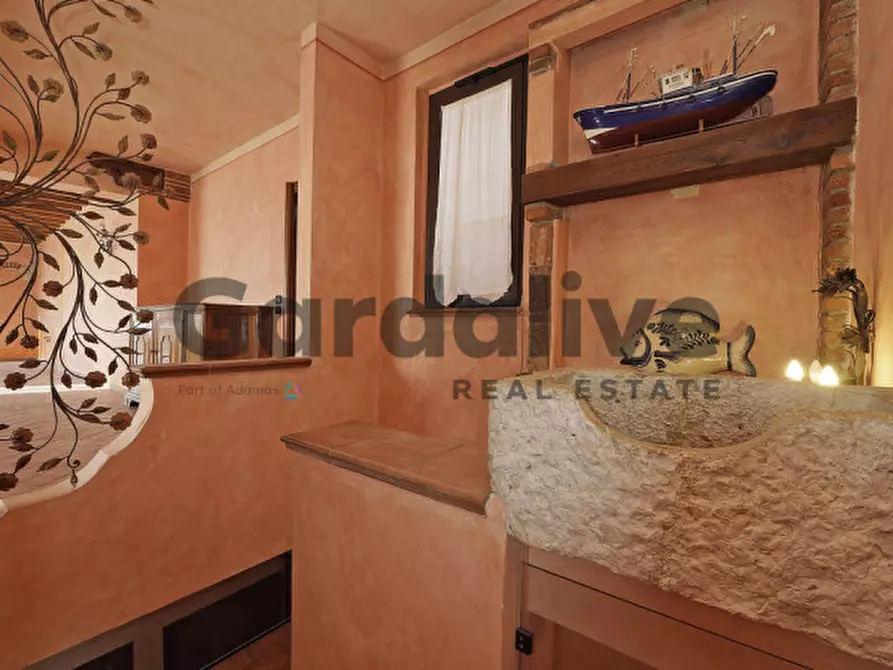 Immagine 2 di Appartamento in vendita  in Via Colombare 1 sirmione a Sirmione