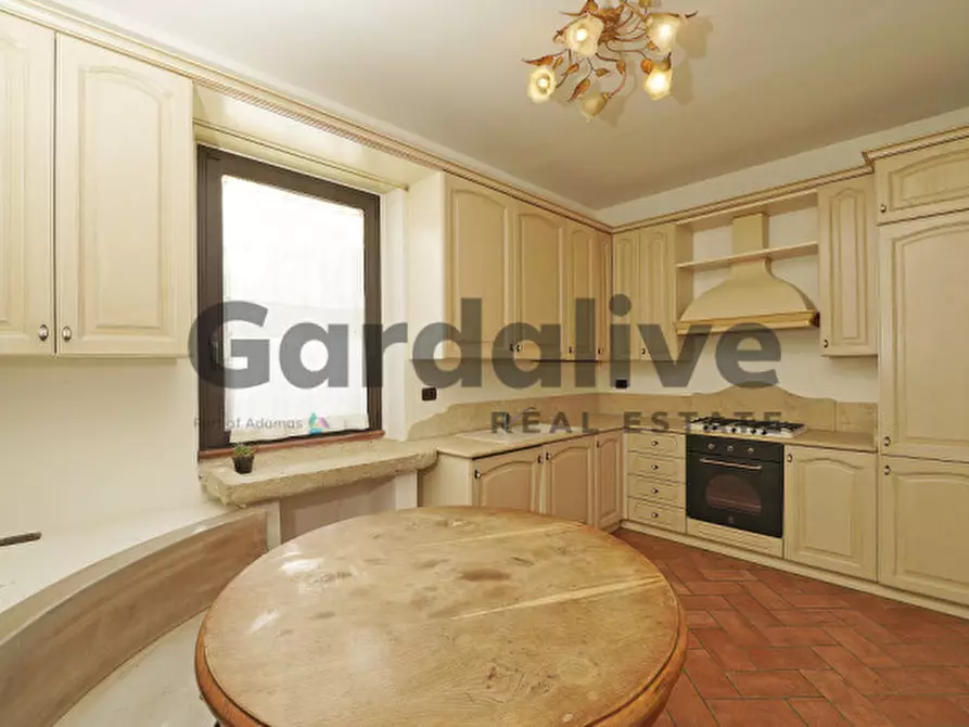 Immagine 10 di Appartamento in vendita  in Via Colombare 1 sirmione a Sirmione