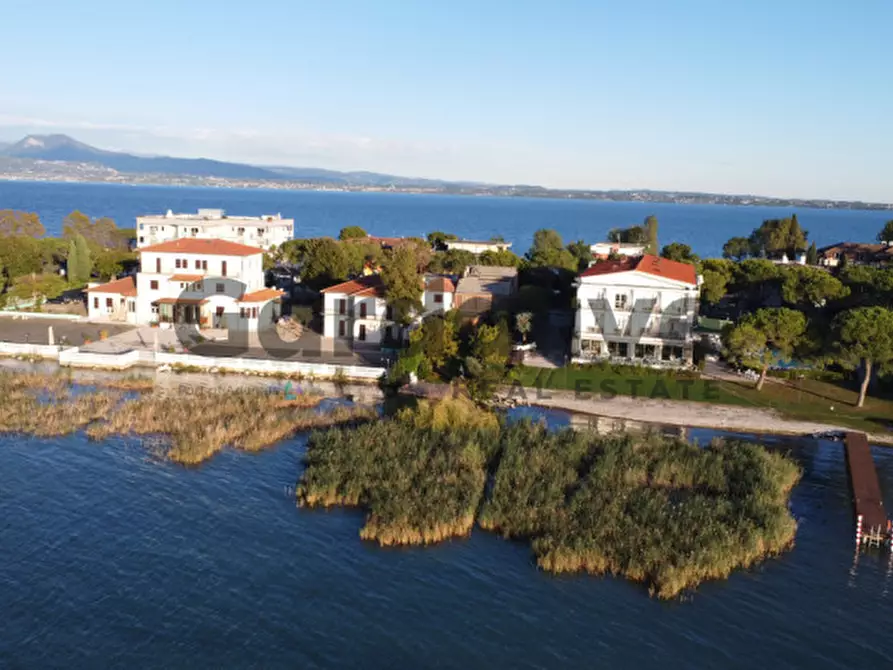 Immagine 6 di Appartamento in vendita  in Via XXV Aprile a Sirmione