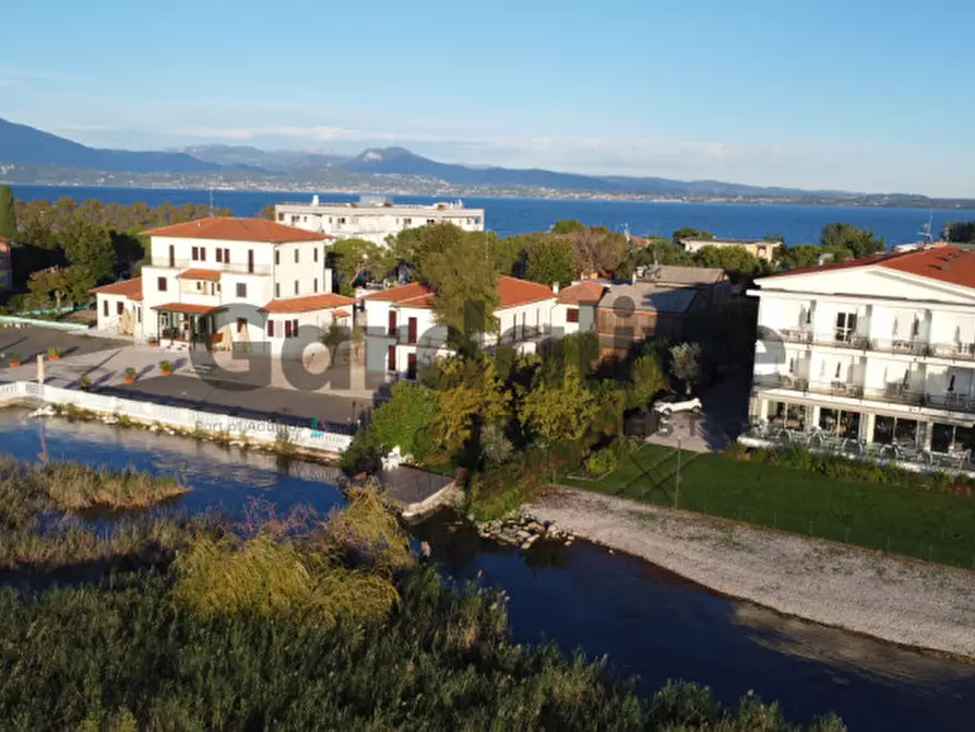 Immagine 7 di Appartamento in vendita  in Via XXV Aprile a Sirmione