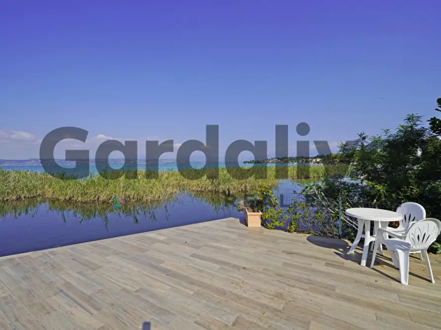 Immagine 12 di Appartamento in vendita  in Via XXV Aprile a Sirmione