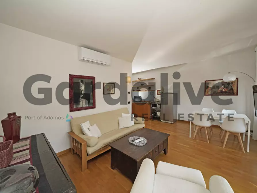 Immagine 25 di Appartamento in vendita  in Via XXV Aprile a Sirmione