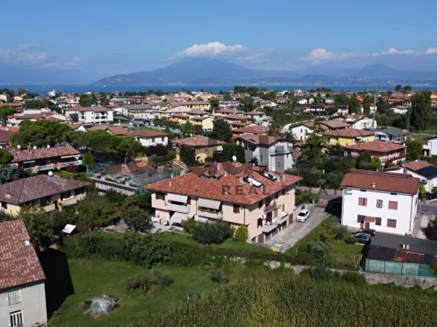 Immagine 8 di Appartamento in vendita  in Via San Martino della Battaglia a Sirmione