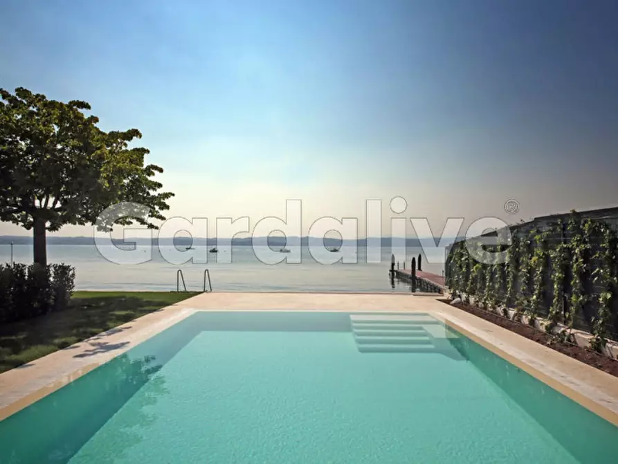 Immagine 2 di Appartamento in vendita  in Via XXV Aprile a Sirmione