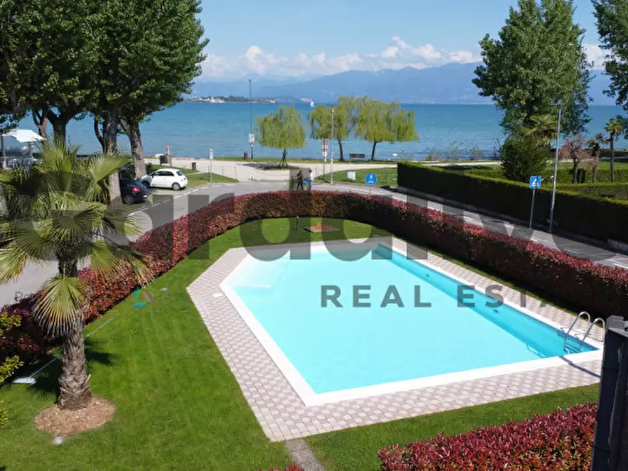 Immagine 6 di Appartamento in vendita  in Viale Mozart a Sirmione