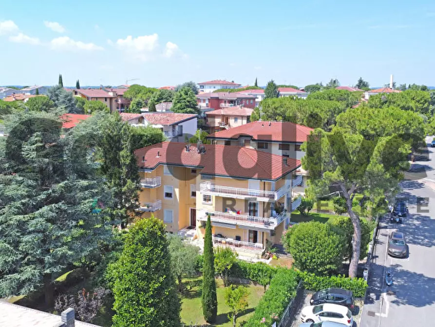 Immagine 5 di Appartamento in vendita  in Via Garibaldi a Sirmione
