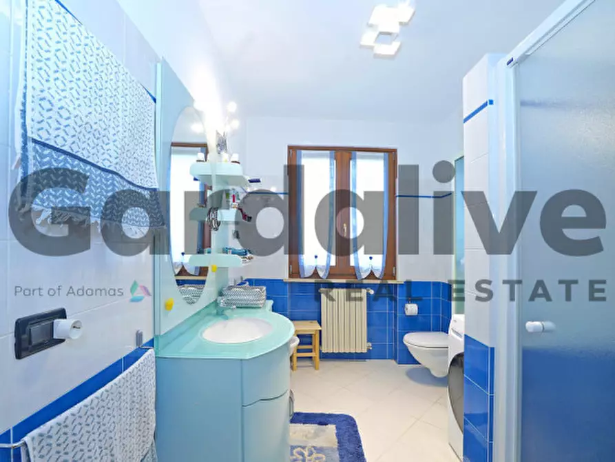 Immagine 21 di Appartamento in vendita  in Via Garibaldi a Sirmione