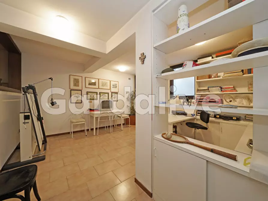 Immagine 32 di Casa indipendente in vendita  a Sirmione