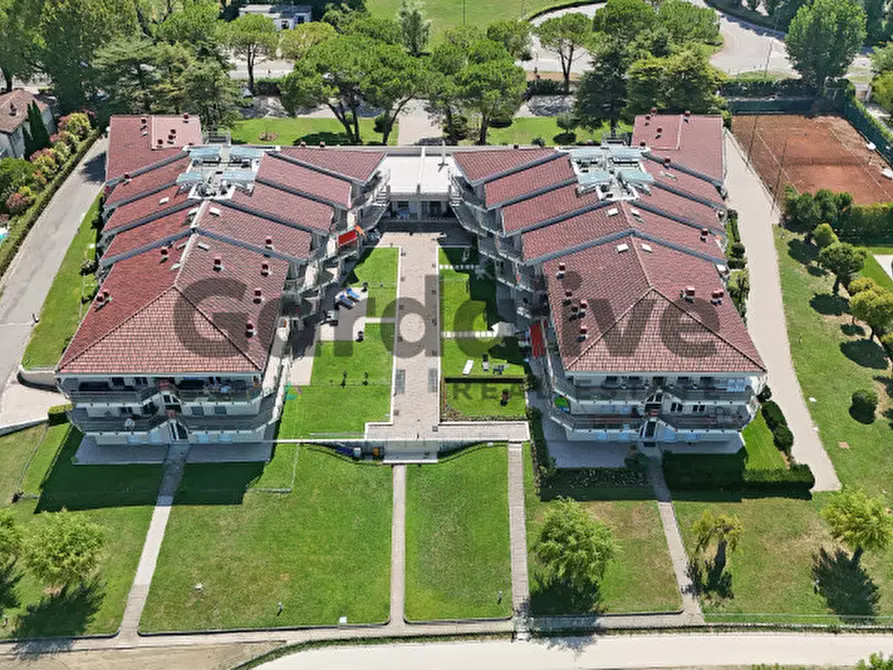 Immagine 6 di Appartamento in vendita  in via Verona 105 a Sirmione