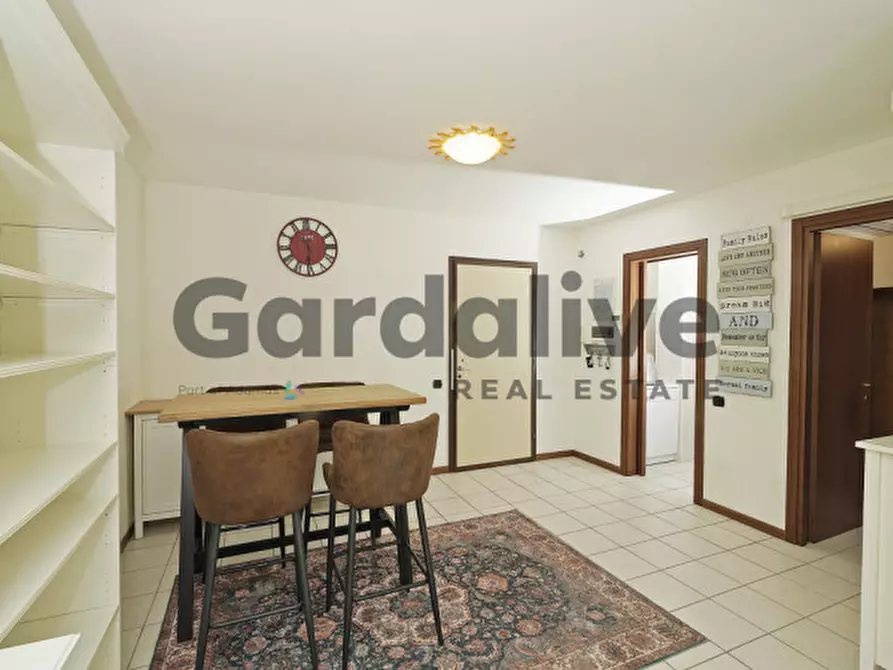 Immagine 11 di Appartamento in vendita  in via Verona 105 a Sirmione