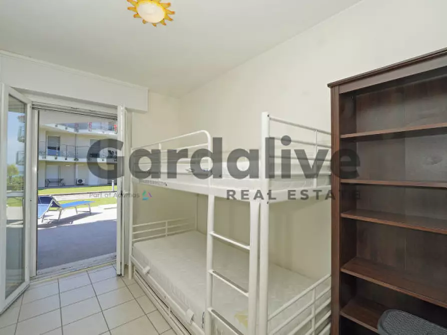 Immagine 16 di Appartamento in vendita  in via Verona 105 a Sirmione