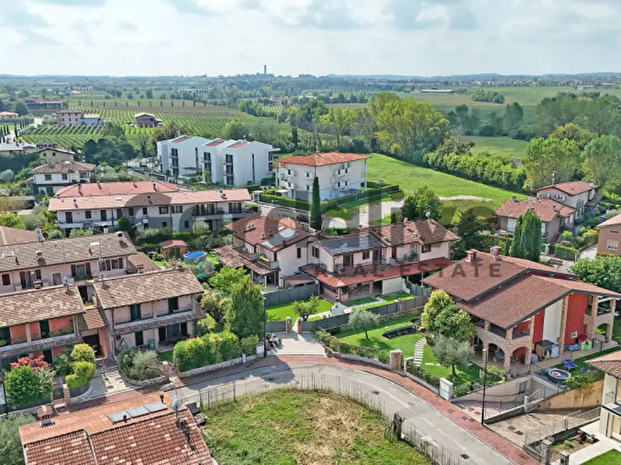 Immagine 3 di Villetta a schiera in vendita  in Via Vittorio Veneto 25B a Sirmione