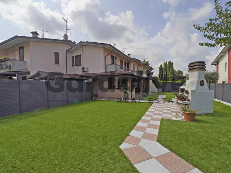 Immagine 7 di Villetta a schiera in vendita  in Via Vittorio Veneto 25B a Sirmione