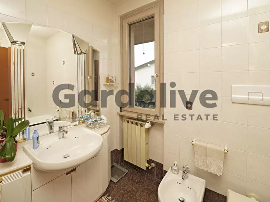 Immagine 19 di Villetta a schiera in vendita  in Via Vittorio Veneto 25B a Sirmione