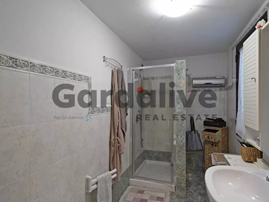 Immagine 24 di Villetta a schiera in vendita  in Via Vittorio Veneto 25B a Sirmione