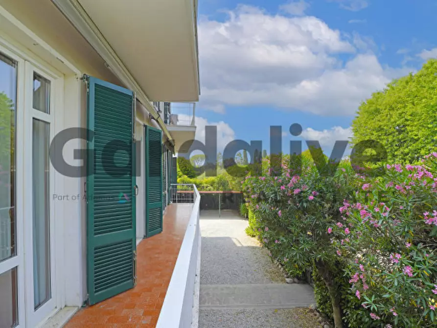 Immagine 14 di Appartamento in vendita  in Via XXV Aprile 61 a Sirmione