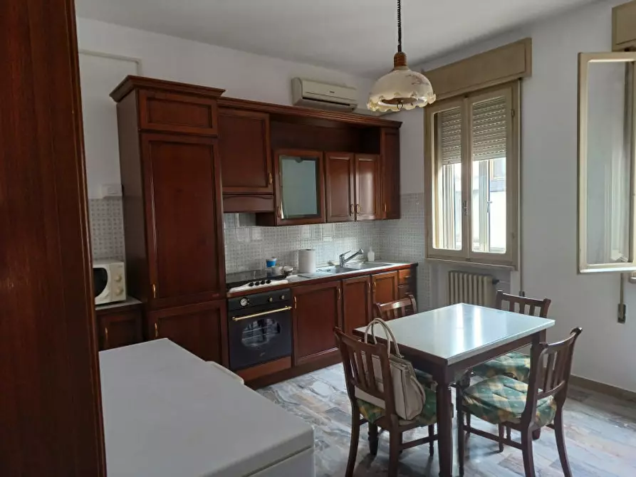 Immagine 4 di Appartamento in affitto  a Trecenta