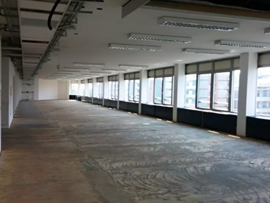 Immagine 8 di Ufficio in affitto  in VIA VOLTA A. a Trezzano Sul Naviglio