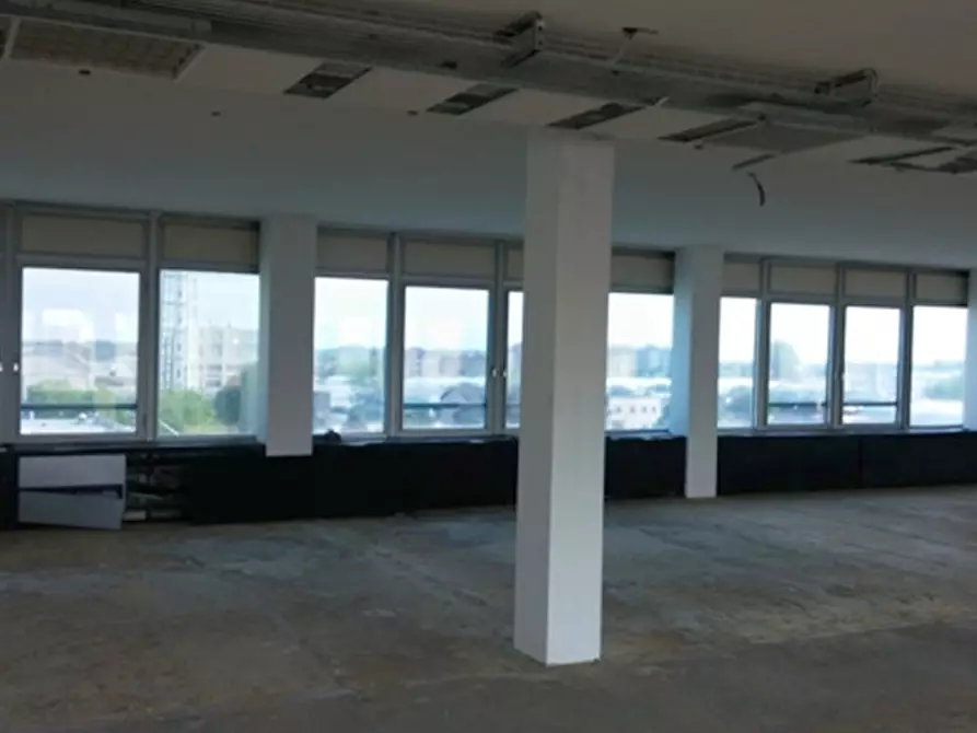 Immagine 18 di Ufficio in affitto  in VIA VOLTA A. a Trezzano Sul Naviglio