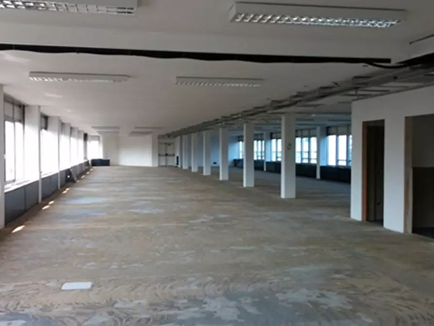 Immagine 22 di Ufficio in affitto  in VIA VOLTA A. a Trezzano Sul Naviglio