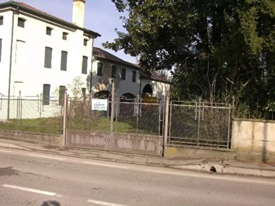 Immagine 11 di Villa in vendita  in Via Busiago a Campo San Martino