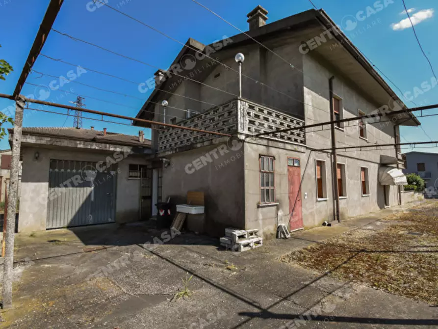 Immagine 48 di Casa bifamiliare in vendita  in Via Gioacchino Rossini a Legnago