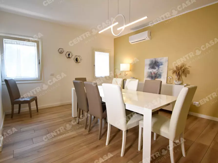 Immagine 7 di Casa bifamiliare in vendita  in Via Rovigo a Legnago