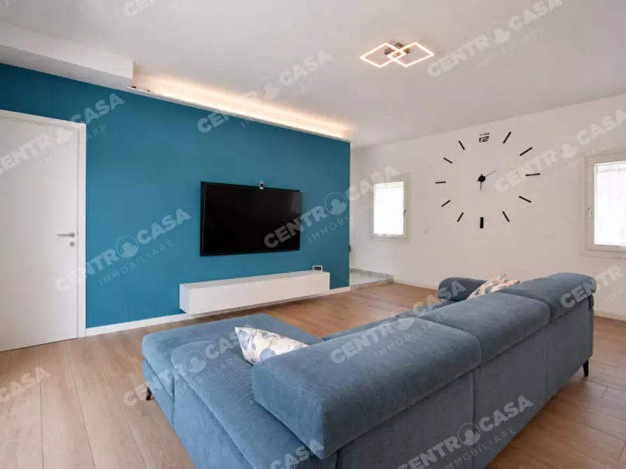 Immagine 13 di Casa bifamiliare in vendita  in Via Rovigo a Legnago