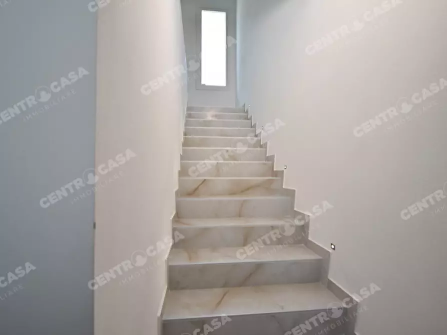 Immagine 19 di Casa bifamiliare in vendita  in Via Rovigo a Legnago